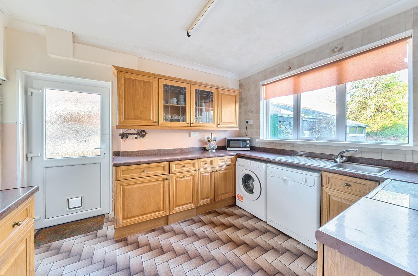 Fairy Grove, Killay, Swansea, SA2 7BY